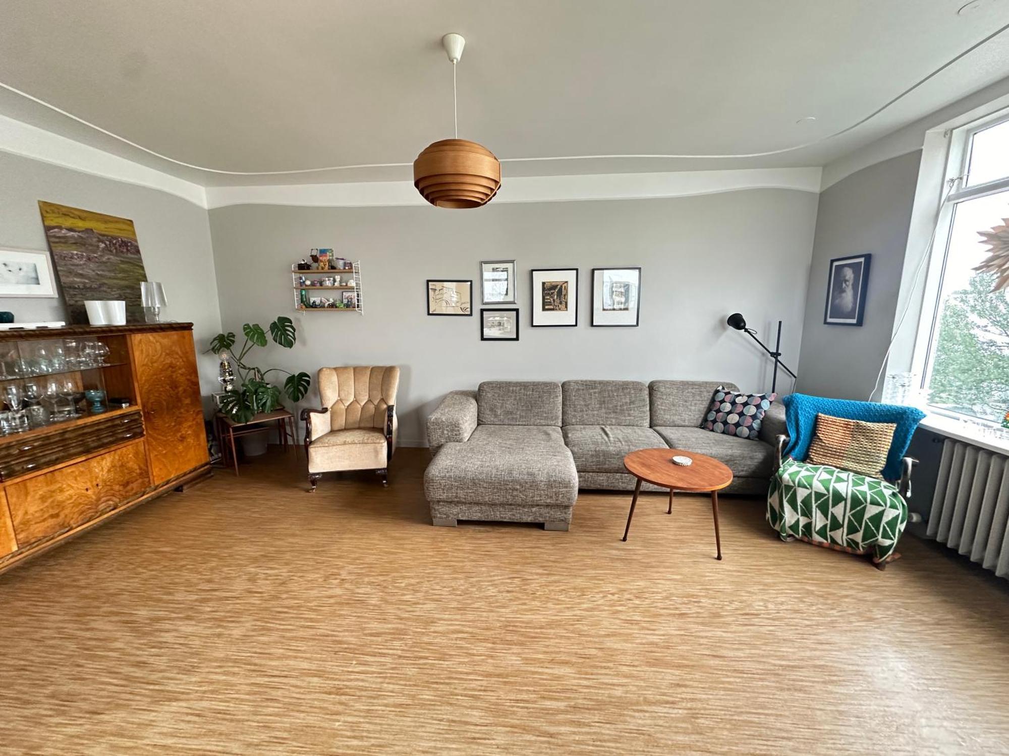 In Laugarnesvegi, - Birta Apartment